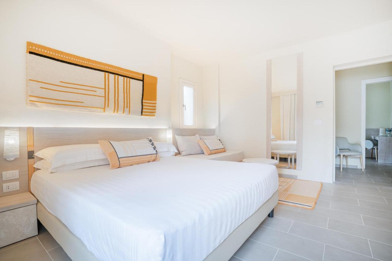 Felix Hotels - Hotel La Coluccia Santa Teresa Gallura Eksteriør billede